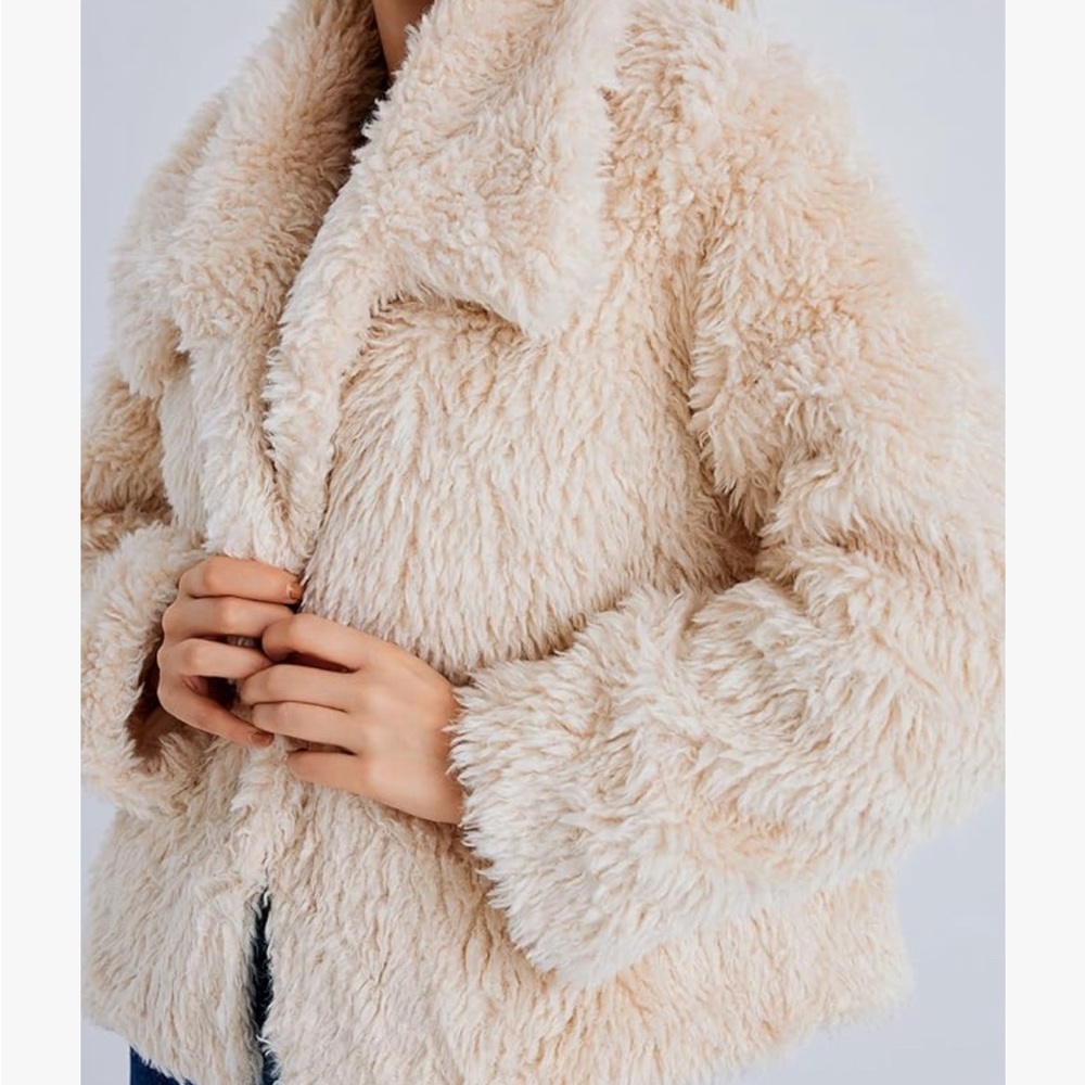 SUGAR POISON Faux Fur Warm Coat Sherpa Jacket. Size S. Brand new with tags